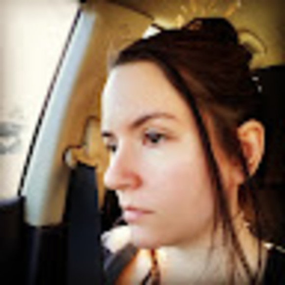 madelene_dotson